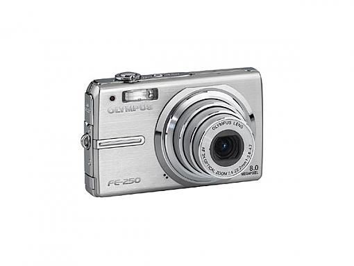 Olympus FE-210, FE-230, FE-240 and FE-250 Digital Cameras - Press Release-fe250_right.jpg