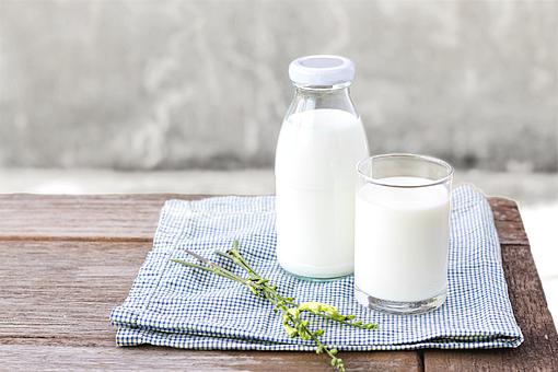 Benefits &quot;Goat's milk&quot; drink is not allergic to cow's milk.-health-benefits-goat-milk-1586900792.jpg