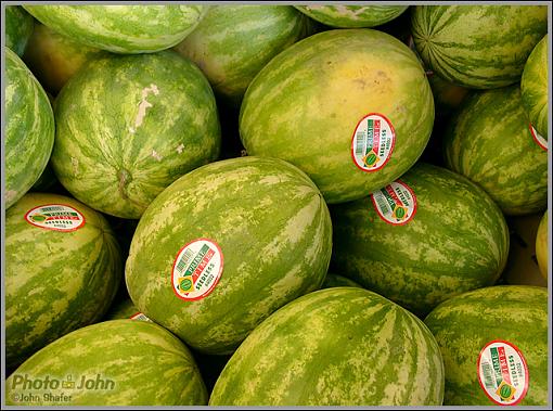 Look what I got! (Caution: Leica Content)-melons.jpg