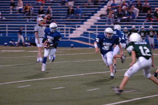 Sports under stadium lights Nikon D70s-115.jpg