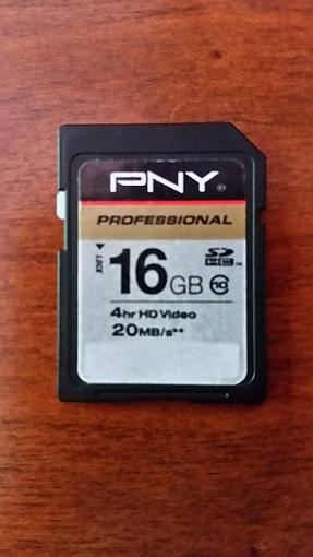 Is this an acceptable memory card for my nikon D 3200?-11356206_10205587767407601_50626423_n.jpg