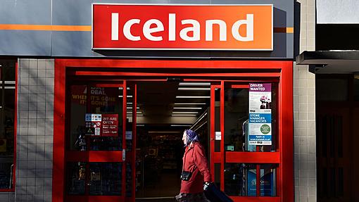 Iceland and Green King close sites amid 'pingdemic'-iceland-supermarket-store-sky-news_4279028.jpg
