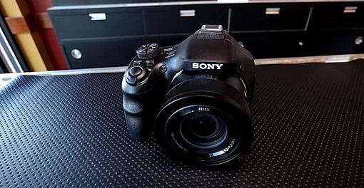 Sony has started removing DSLR camera data from its website, expecting to discontinue-sony-dsc-hx400v-angebot.jpg