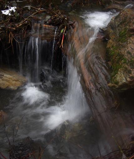 Some snow and waterfalls-waterfall2.jpg