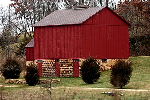 Red Barn reshoot-2182-barn.jpg