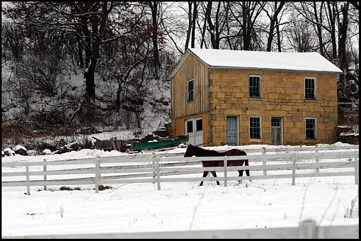 Snow and barns-2707-rock-barn-horse.jpg