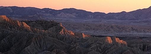 Crops of an image:  landscape vs. box-borregobadlandsvista2.jpg