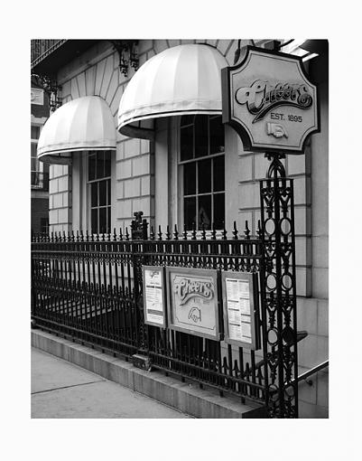 Trip to Boston: Cheer's Bar...-cheers640.jpg