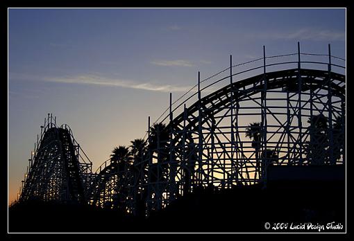 Santa Cruz-boardwalk.jpg