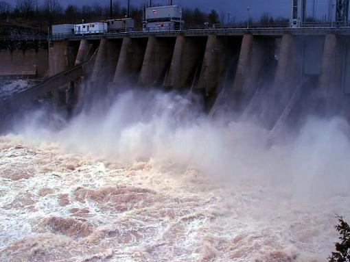 Power Dam Overflow-dscf0066rn.jpg