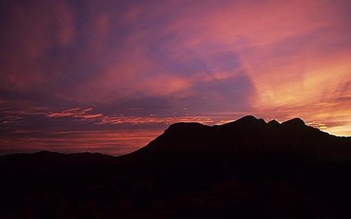 Desert sunrise-campoutsunrise6_600.jpg
