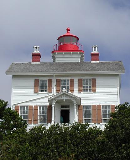 Yaquina bar Light House-p8170128edited.jpg