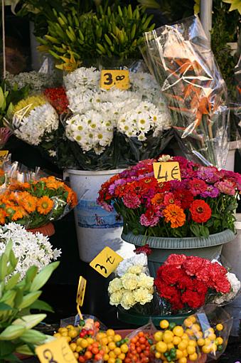 Farmers Market in Rome - Flowers-img_0500_w400.jpg