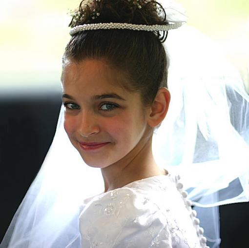 Help with 1st Communion pics.....-firstcomint2.jpg