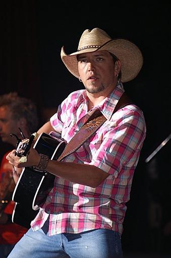 Jason Aldean-pict1101.jpg