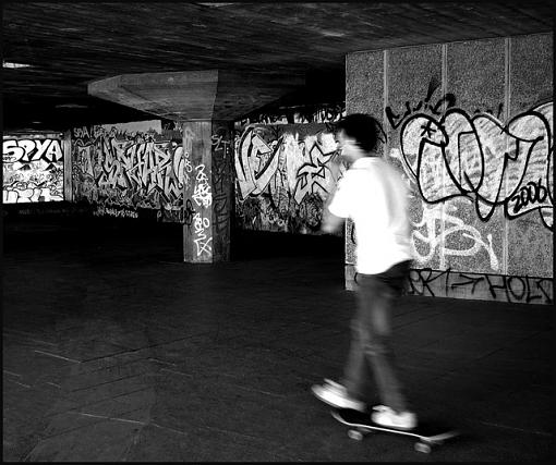 Skateboard Graffiti-skateboard-graffiti-sm.jpg