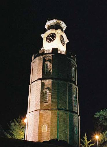 Town Clock-town-clock01s.jpg