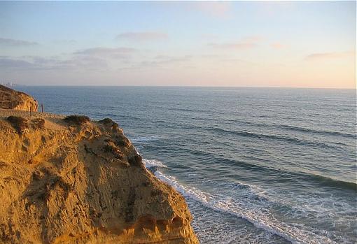 Cliff over the Pacific-new-4_640.jpg