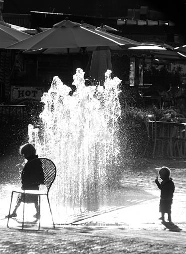 Roadside Attractions: The Street Fountain-street-fountain.jpg