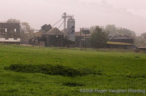 Misty Farmland-_rw_5514-1-640.jpg