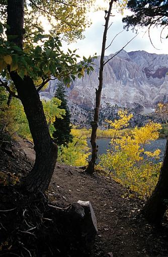 Convict Lake-convictlakefall2006_3_640.jpg