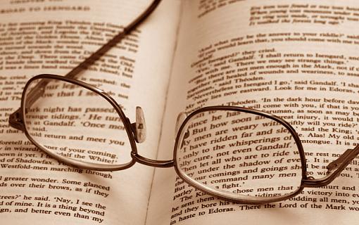 Reading-glasses01.jpg