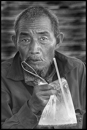 The Great Challenge..-luang_prabang_oldman-copy1.jpg