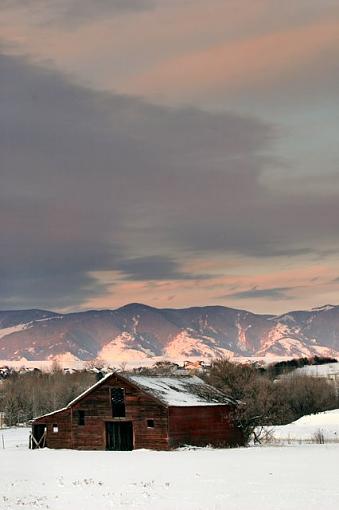 Barn a different view-10d-2569.jpg