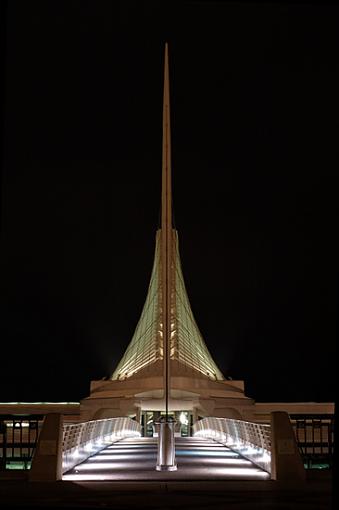 Calatrava-art-museum.jpg