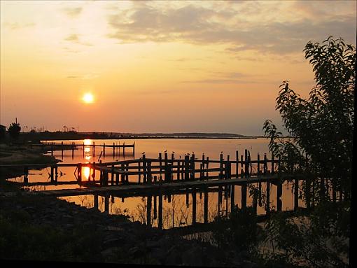 Click image for larger version. 

Name:	Sunrise Smirna.jpg 
Views:	610 
Size:	93.3 KB 
ID:	3713