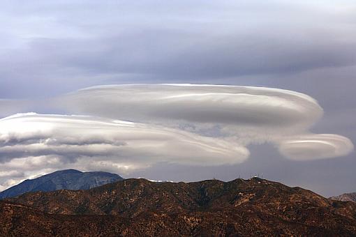 Standing Lenticular Clouds-0730pr.jpg