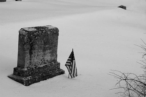 Gravestone-veteran-gravestone.jpg