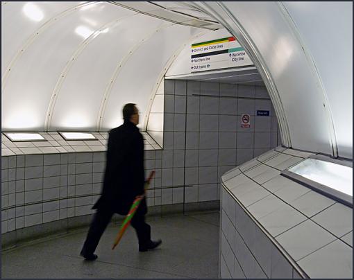 London Tube-tube-03-small.jpg