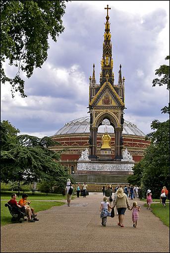 Hyde Park Scene-_igp2676b.jpg