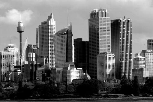 B&amp;W of sydney-img_2132_b-w_smaller.jpg