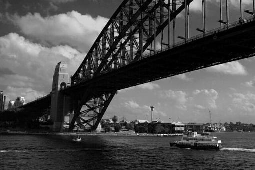 B&amp;W of sydney-img_2142_b-w_small.jpg