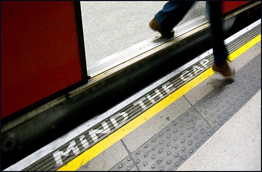 London Tube - last time-london-underground-11-mind-gap-smallll.jpg