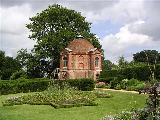 Summerhouse at The Vyne-summerhouse.jpg