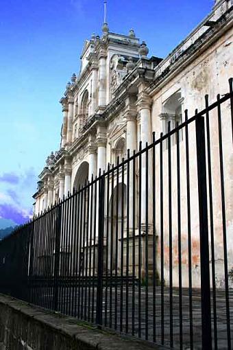 Churches of Guatemala, Part 1-antigua_catedral.jpg