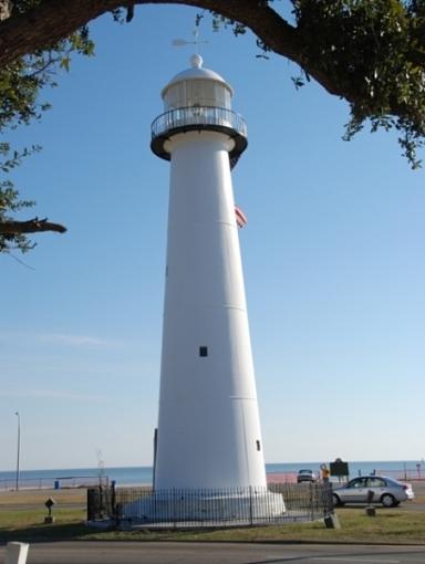 My first picture with my Nikon D80-lighthouse-resized.jpg