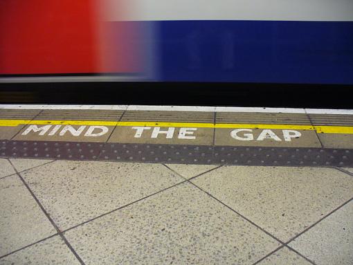 mind the gap-p1070680.jpg