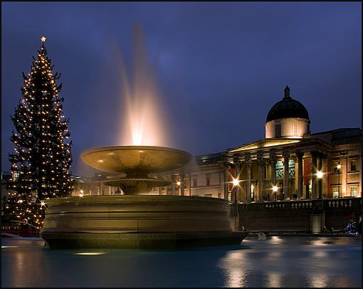 London at Night-fountain.jpg