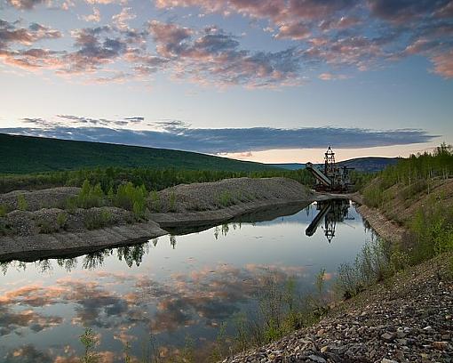 Chatanika Dredge-distant-dredge.jpg