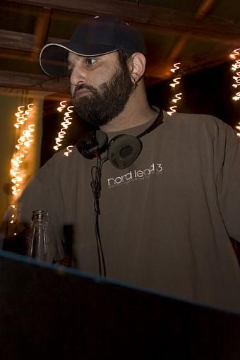 2 RAW DJ Photos.-crw_9799.jpg