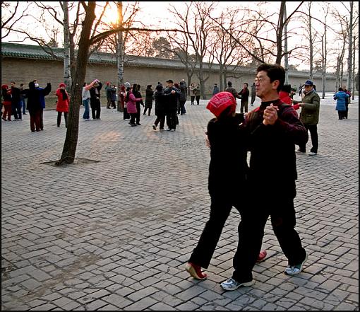 Visit to China-dance-01-jpg-tiny.jpg