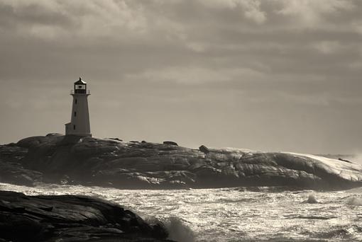 Lighthouse-dsc_4829_1_sm.jpg