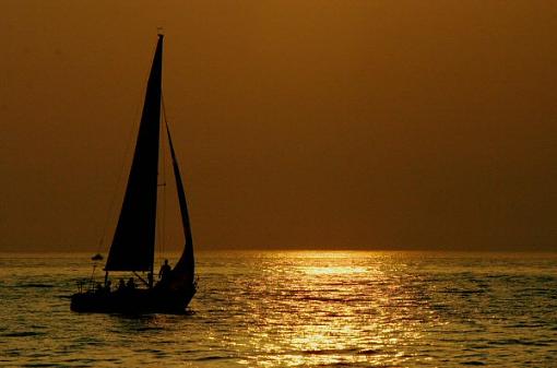 Holland Sailboat: A Problem with Perspective-mikehulsebus_sailboat_perspective_problems.jpg