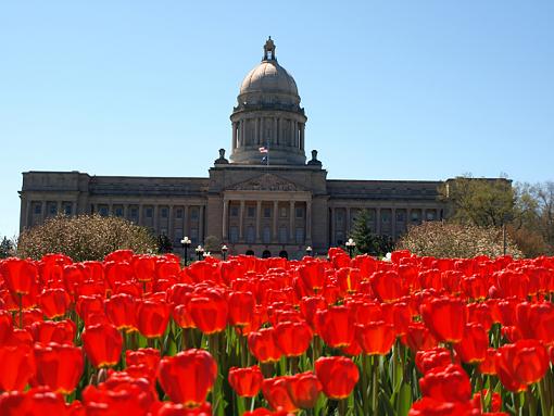 Frankfort State Capital-p4163700a2.jpg