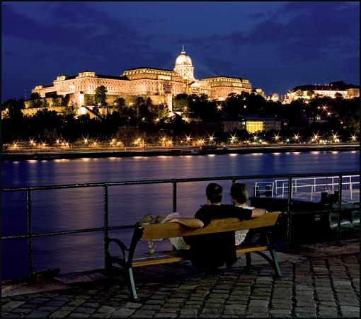 Danube Night Shot-bud-23-danube-night_edited-2.jpg