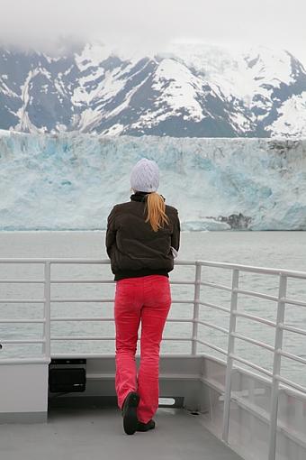 Viewing the glacier-5d-0527.jpg